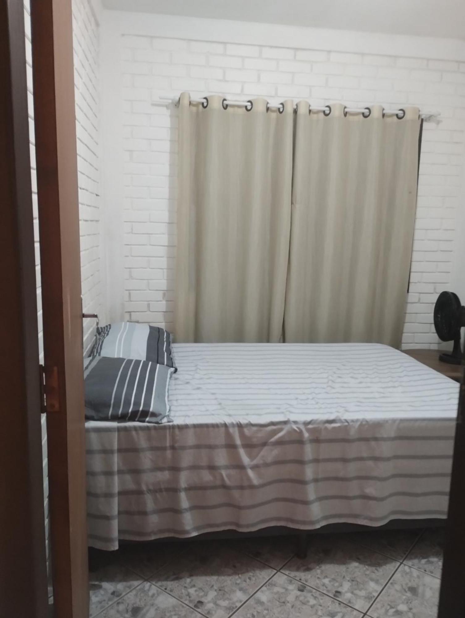 Linda Casa Com 4 Quartos No Santinho * Florianopolis