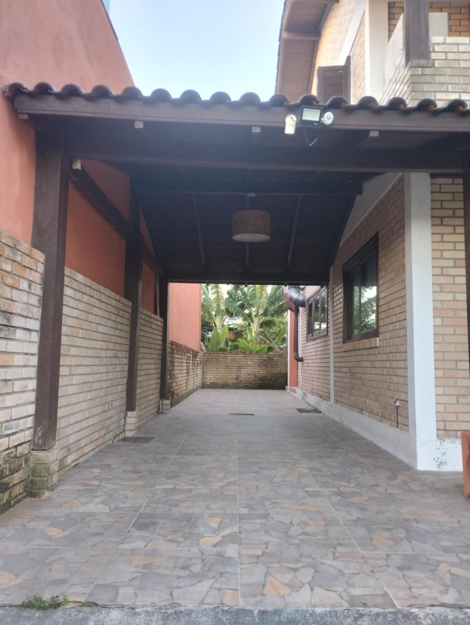 Casa de férias Linda Casa Com 4 Quartos No Santinho Florianopolis